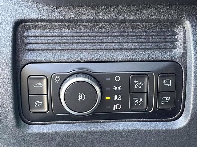 2026 Avalanche Ford Super Duty F-250 SRW Lariat 4X4 Truck