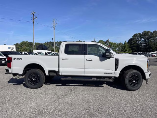 2026 Avalanche Ford Super Duty F-250 SRW Lariat 4X4 Truck