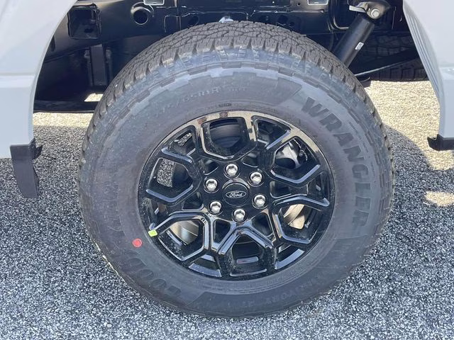 2026 Oxford Whiote Ford F-150 STX 4X4 Truck