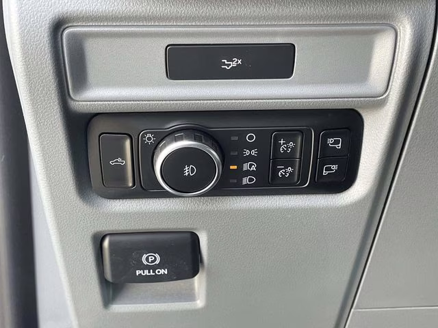 2026 Oxford White Ford F-150 XLT 4X4 Truck