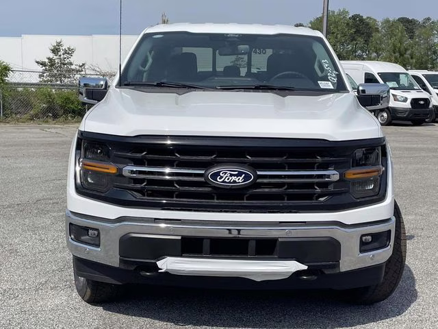 2026 Oxford White Ford F-150 XLT 4X4 Truck