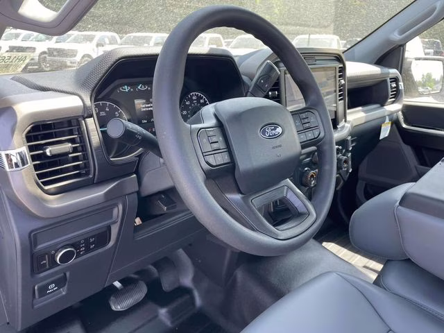 2026 Oxford White Ford F-150 XL RWD Truck