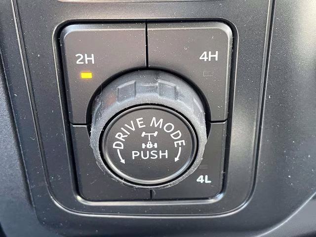 2026 Oxford White Ford F-150 XL 4X4 Truck