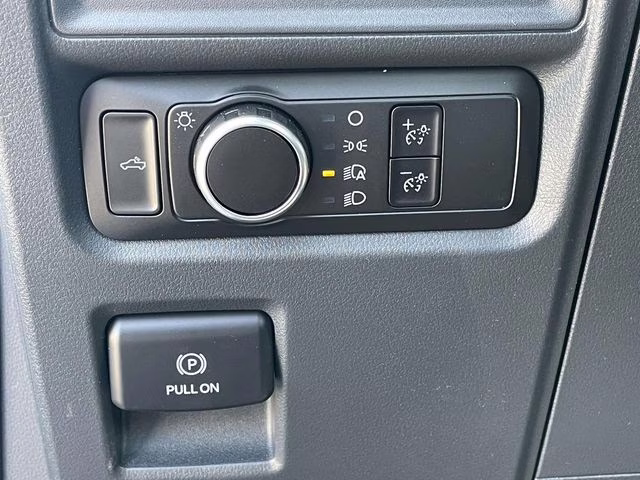 2026 Oxford White Ford F-150 XL 4X4 Truck