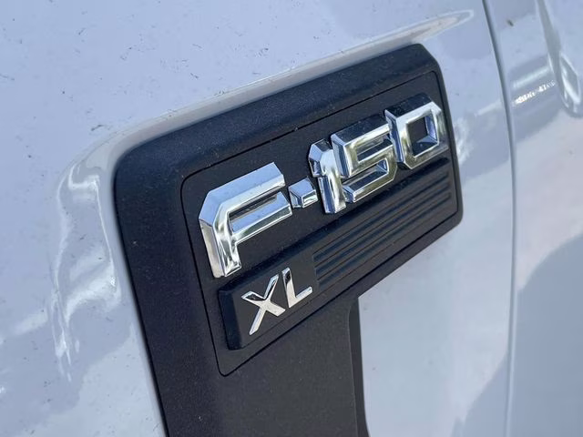 2026 Oxford White Ford F-150 XL 4X4 Truck