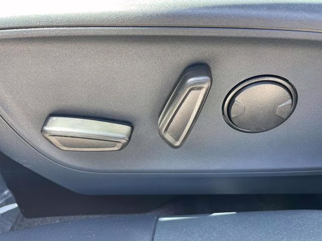 2026 Gray Metallic Ford Maverick Lobo Standard AWD Truck