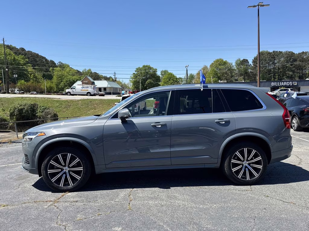 2023 Gray Metallic Volvo XC90 B5 Core AWD SUV