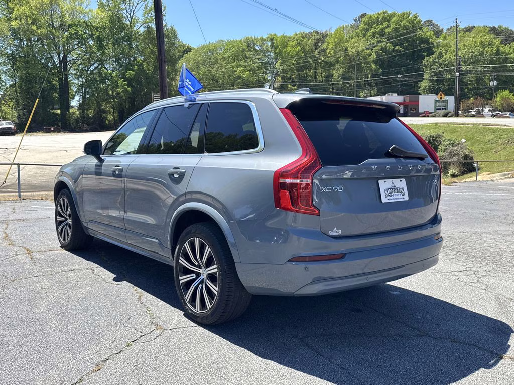 2023 Gray Metallic Volvo XC90 B5 Core AWD SUV