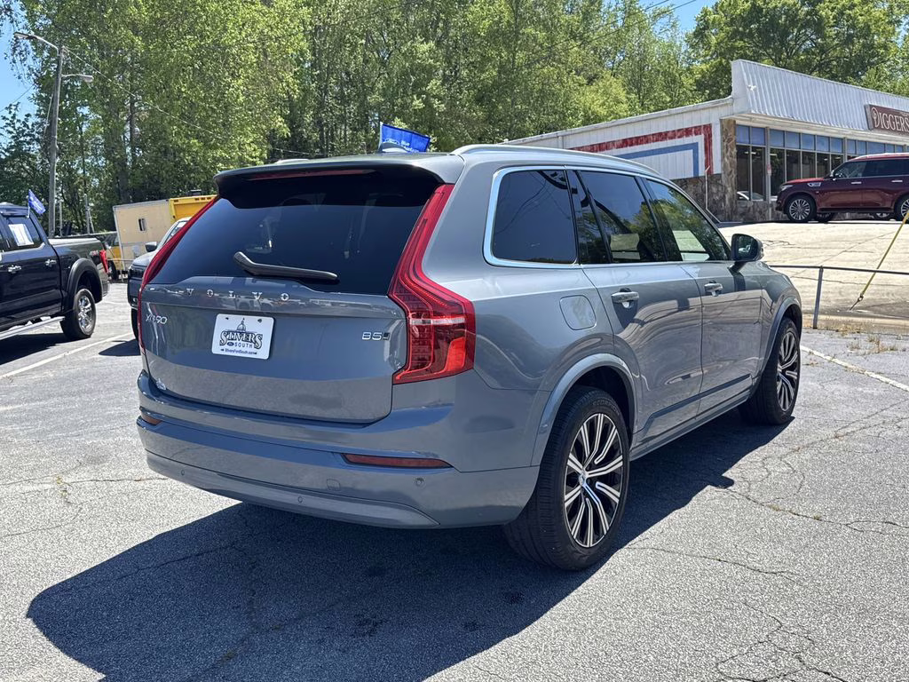 2023 Gray Metallic Volvo XC90 B5 Core AWD SUV