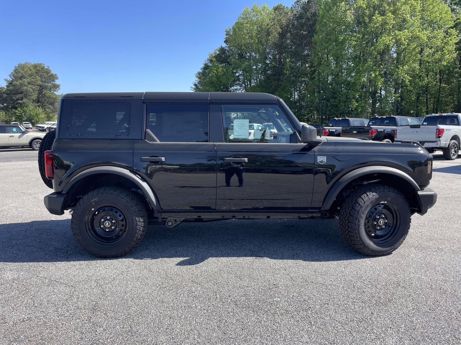 2026 Shadow Black Ford Bronco Big Bend 4X4 SUV