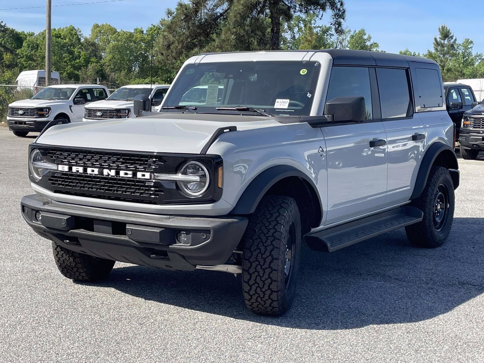 2026 Avalanche Ford Bronco Outer Banks 4X4 SUV