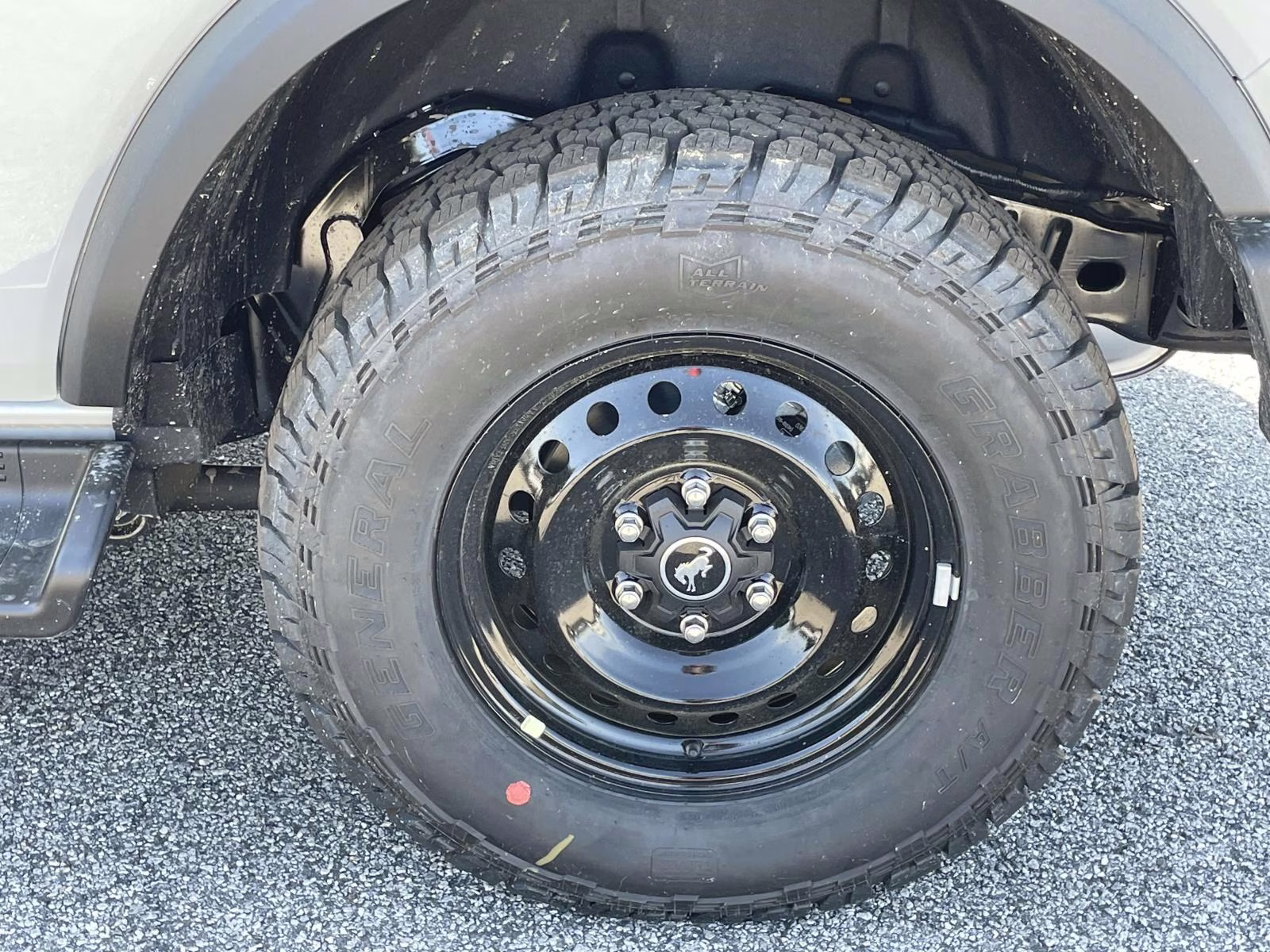 2026 Avalanche Ford Bronco Outer Banks 4X4 SUV