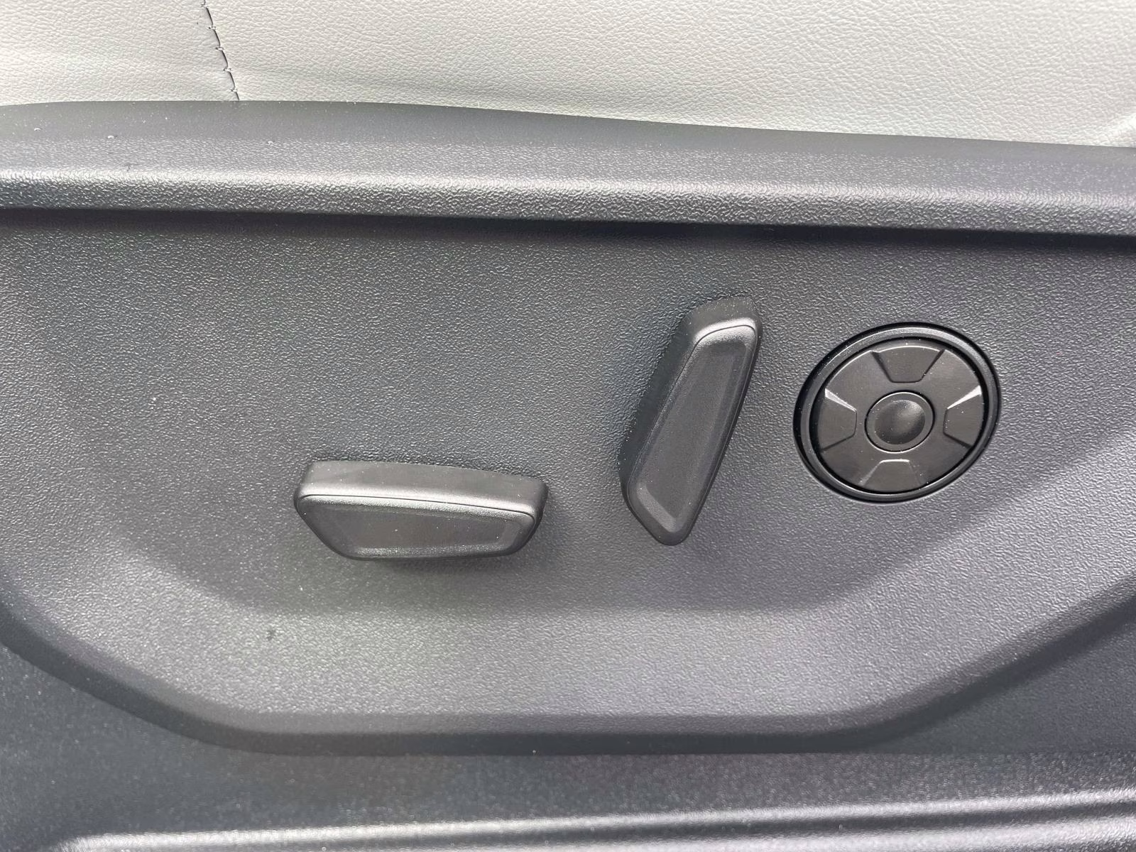 2026 Gray Metallic Ford Expedition Platinum 4X4 SUV