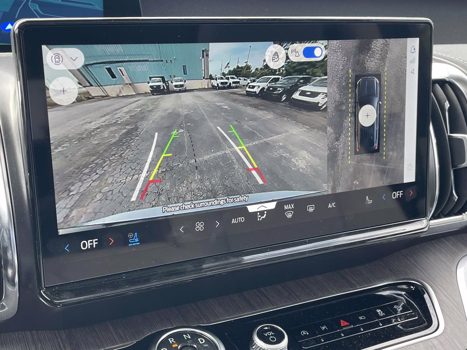 2026 Gray Metallic Ford Expedition Platinum 4X4 SUV