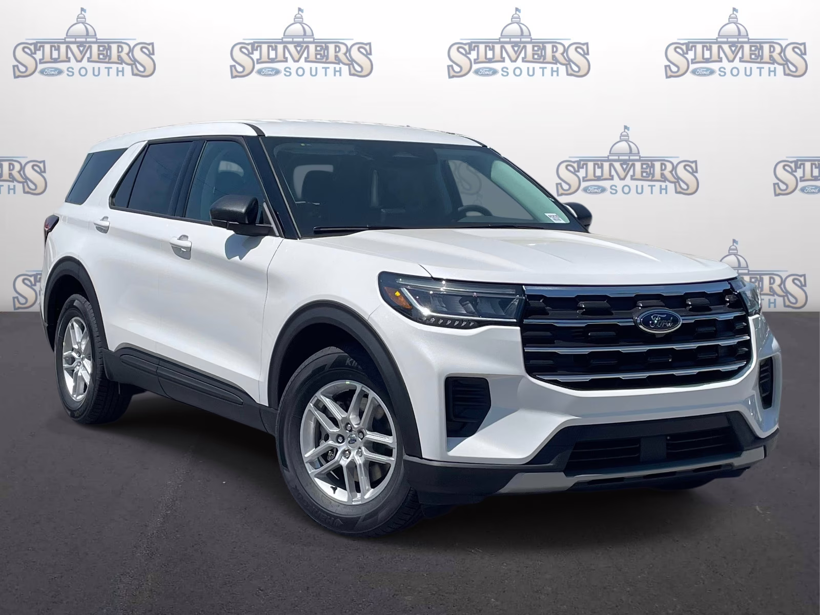 2026 White Ford Explorer Active RWD SUV