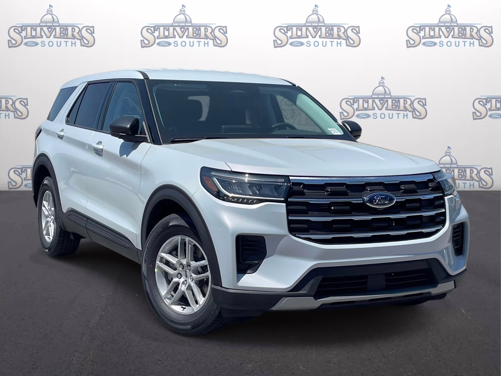 2026 White Metallic Ford Explorer Active RWD SUV