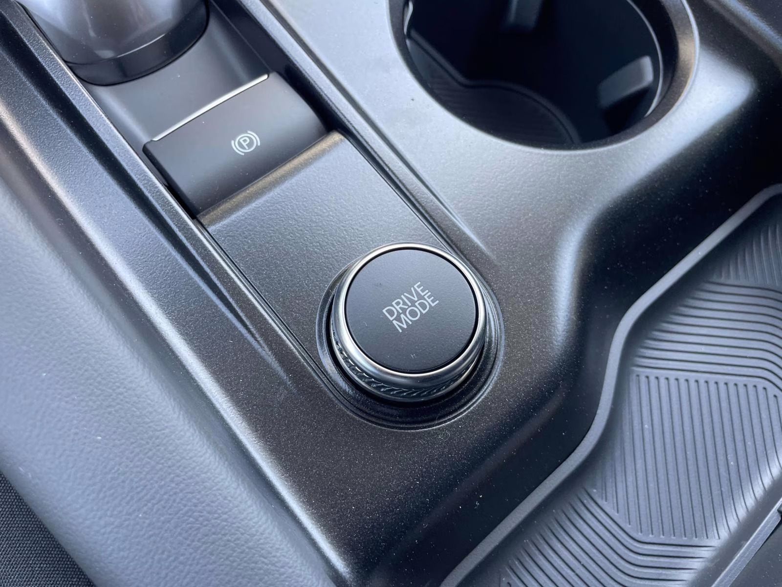 2026 White Metallic Ford Explorer Active RWD SUV