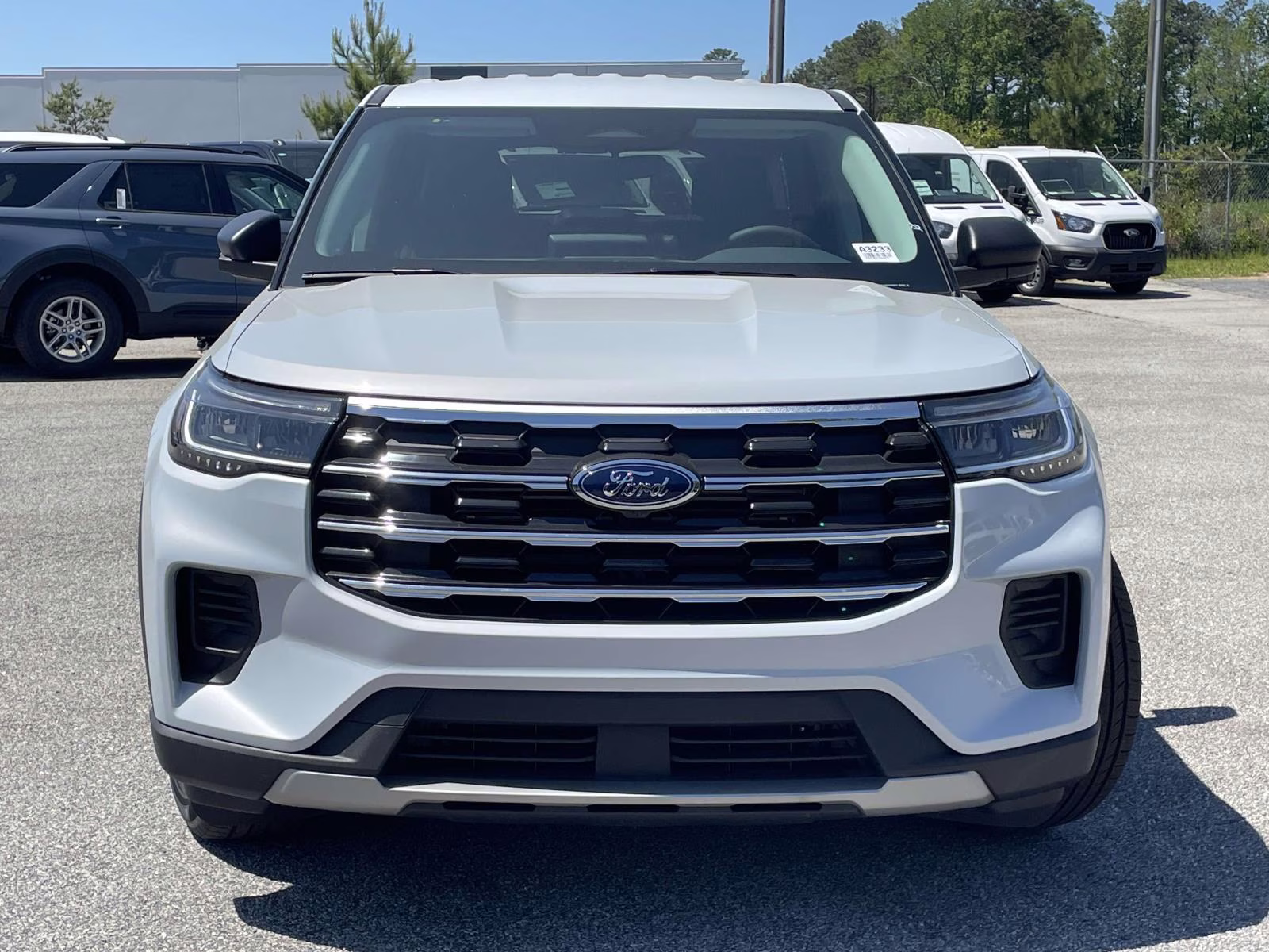2026 White Metallic Ford Explorer Active RWD SUV