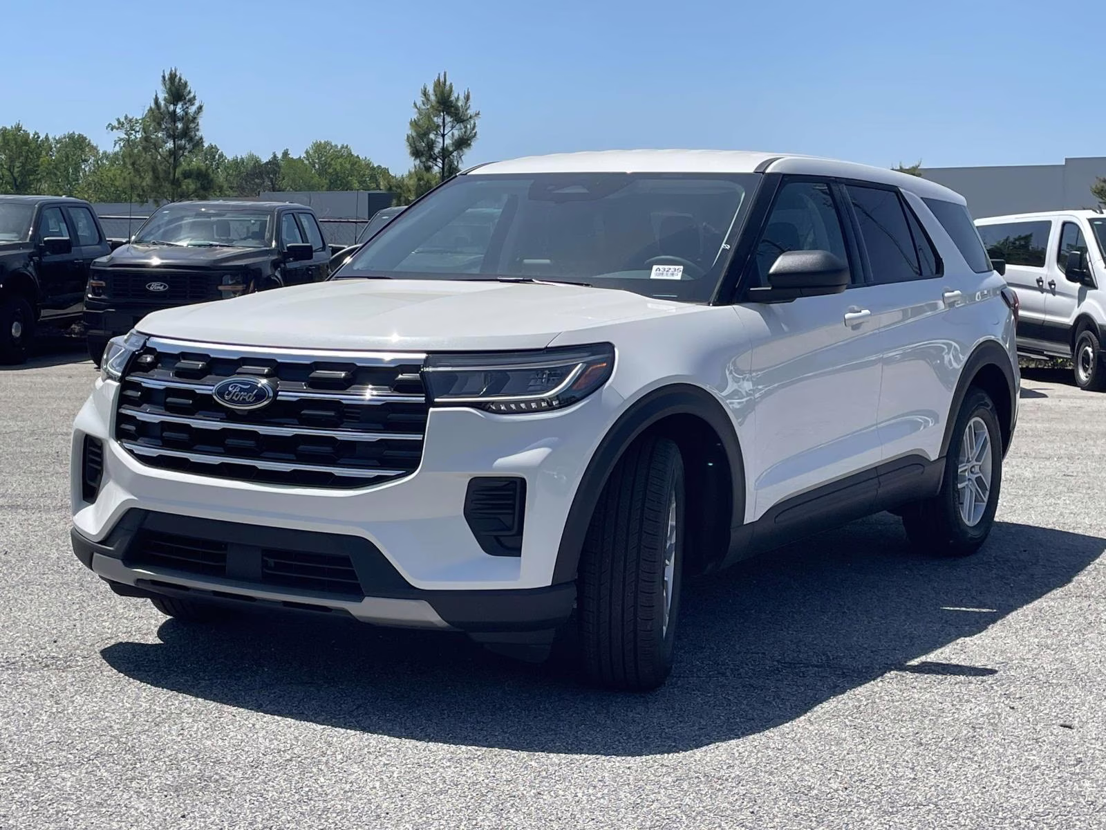 2026 White Ford Explorer Active RWD SUV