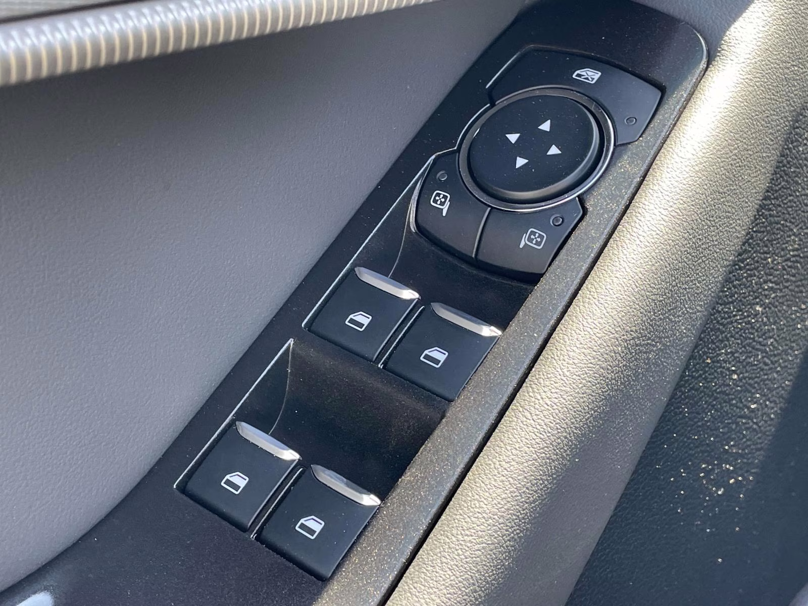 2026 Vapor Blue Ford Explorer Active RWD SUV