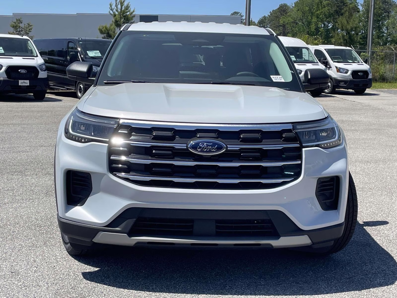 2026 White Metallic Ford Explorer Active RWD SUV