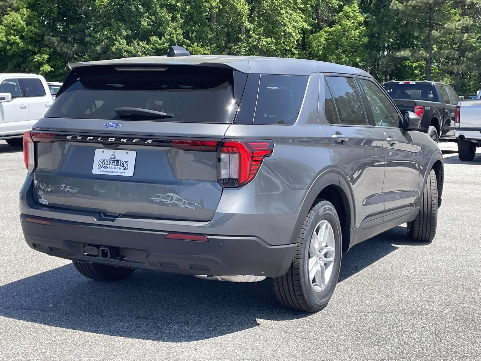 2026 Gray Metallic Ford Explorer Active RWD SUV