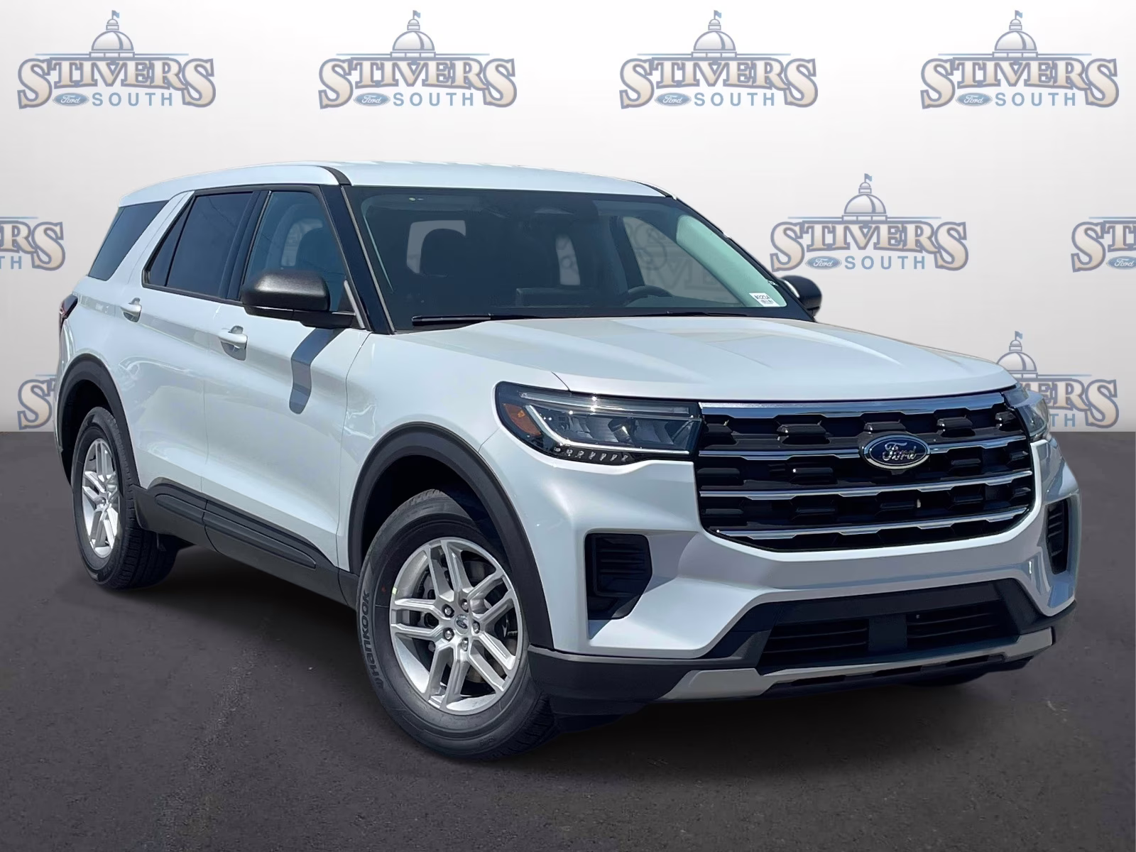2026 White Metallic Ford Explorer Active RWD SUV