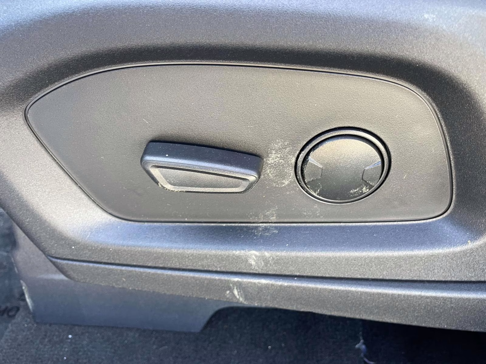 2026 White Ford Explorer Active RWD SUV