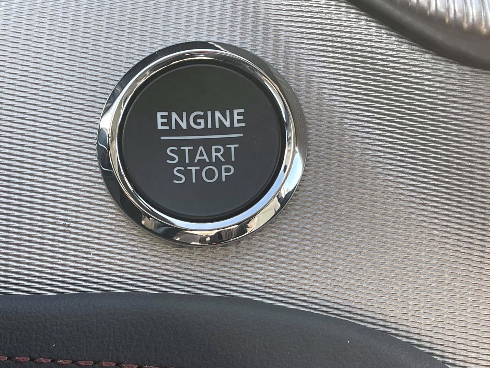 2026 White Ford Explorer Active RWD SUV