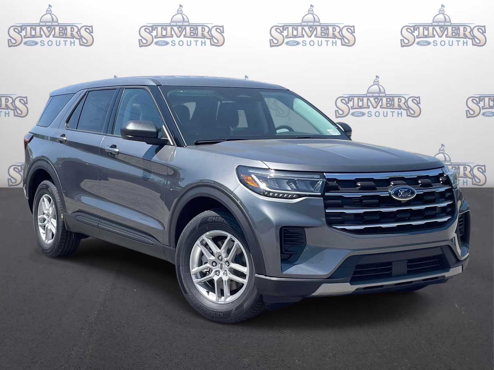 2026 Gray Metallic Ford Explorer Active RWD SUV