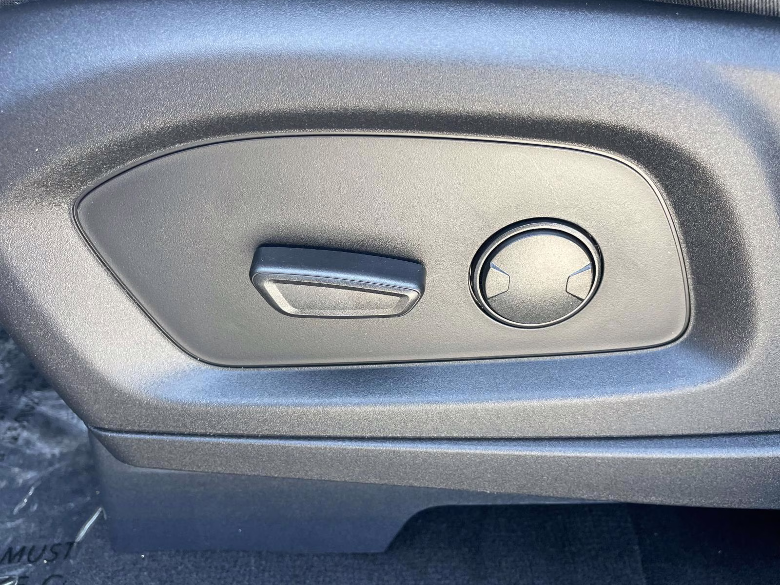 2026 Gray Metallic Ford Explorer Active RWD SUV