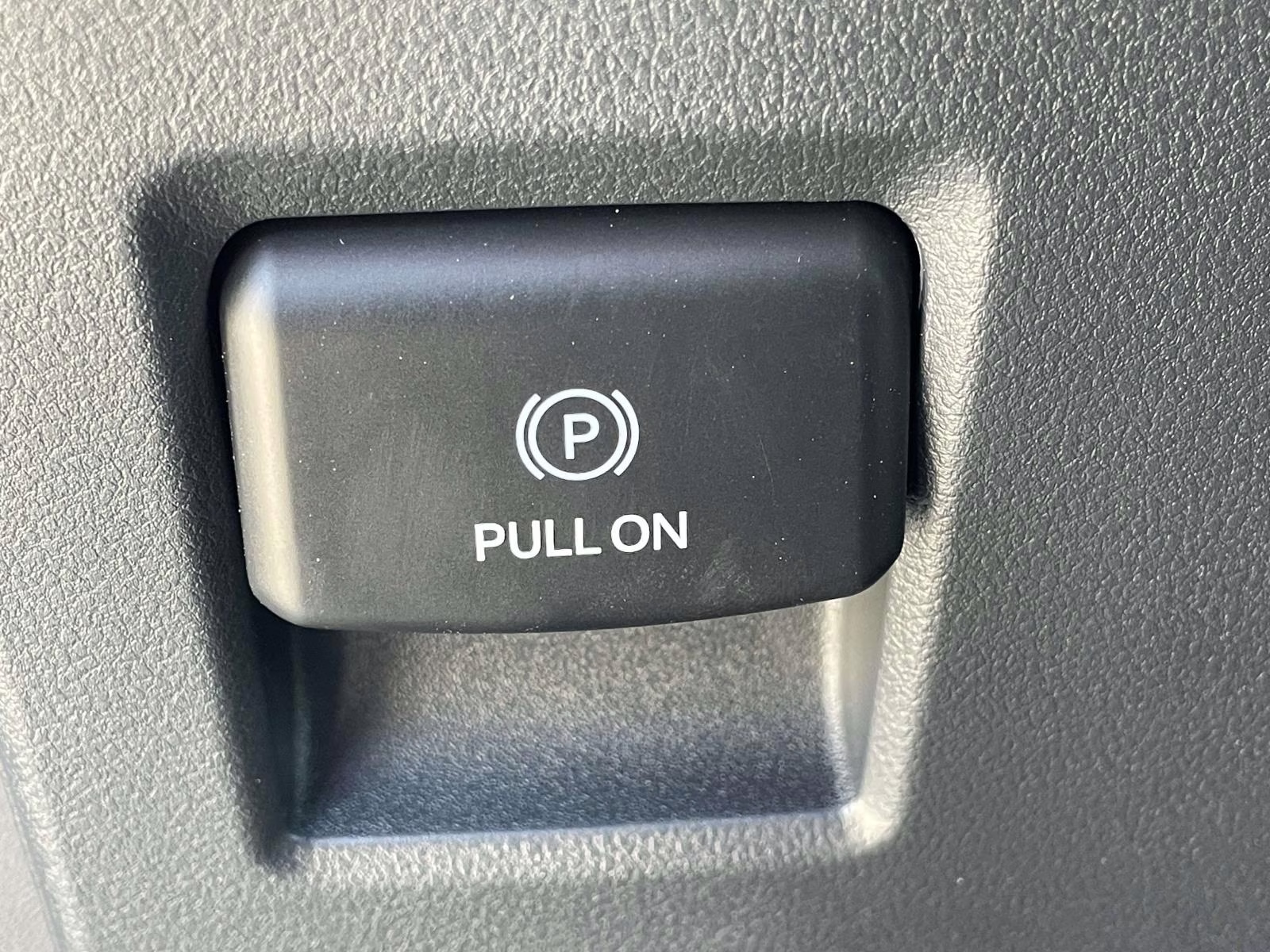 2026 Oxford White Ford F-150 XL 4X4 Truck