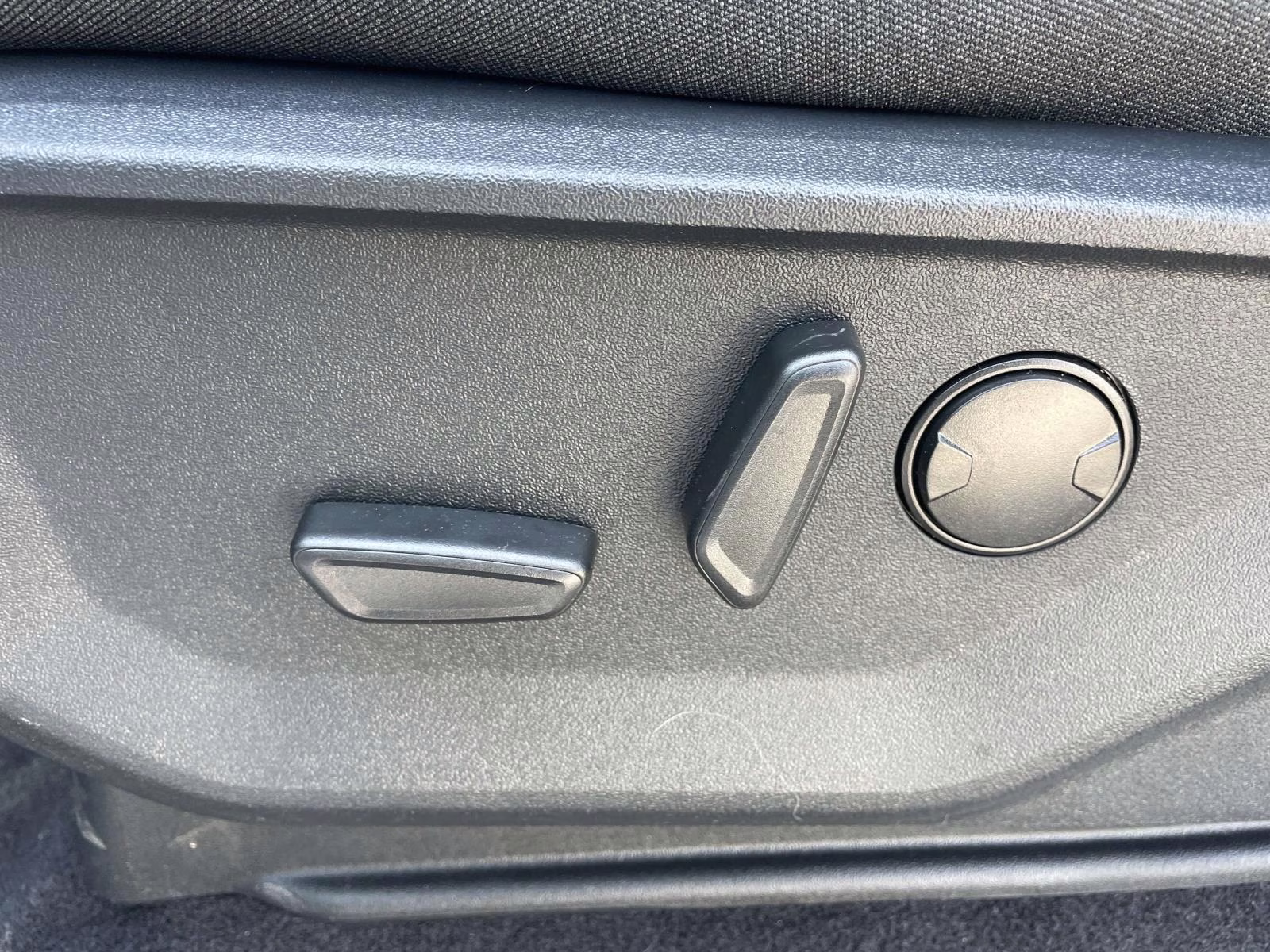 2026 Oxford White Ford F-150 XLT 4X4 Truck