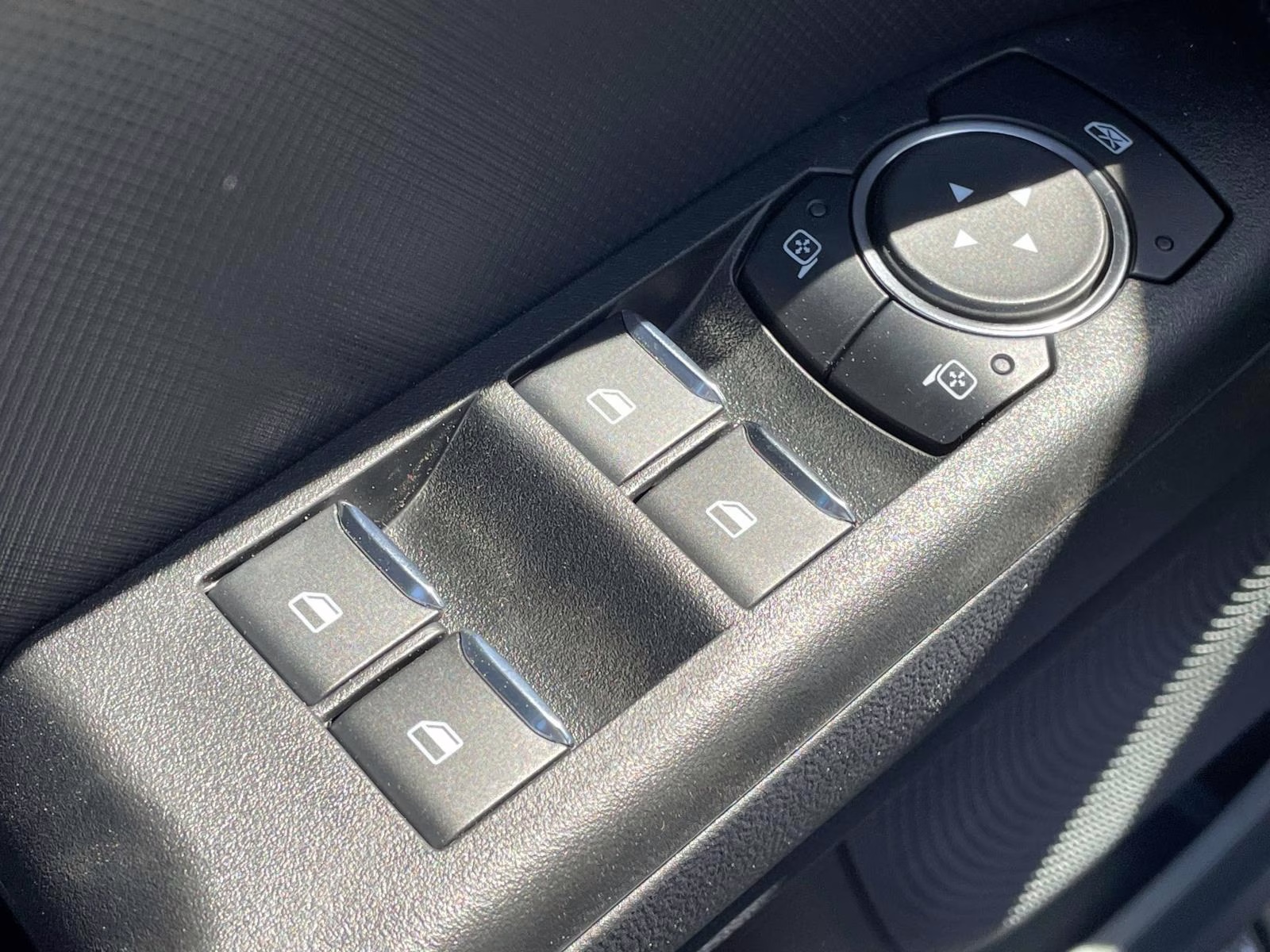 2026 White Metallic Ford Bronco Sport Badlands 4X4 SUV