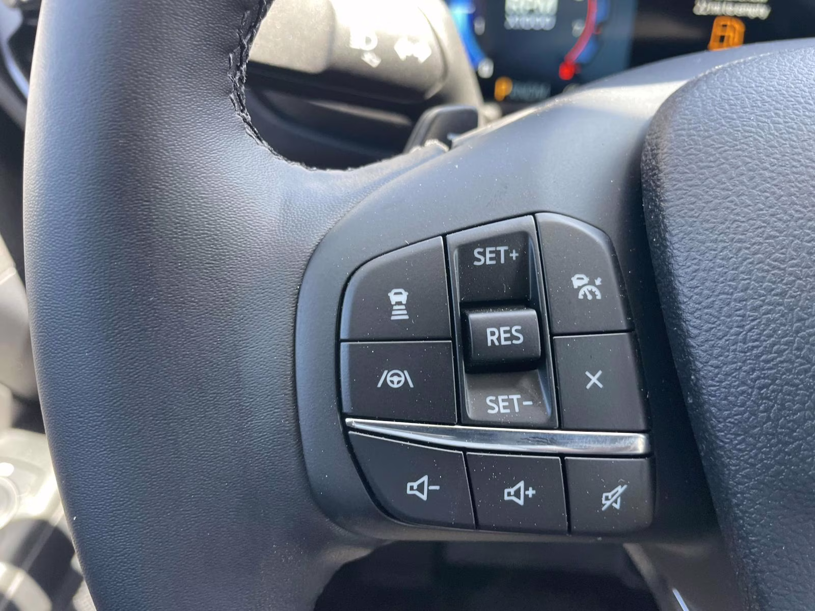 2026 White Metallic Ford Bronco Sport Badlands 4X4 SUV