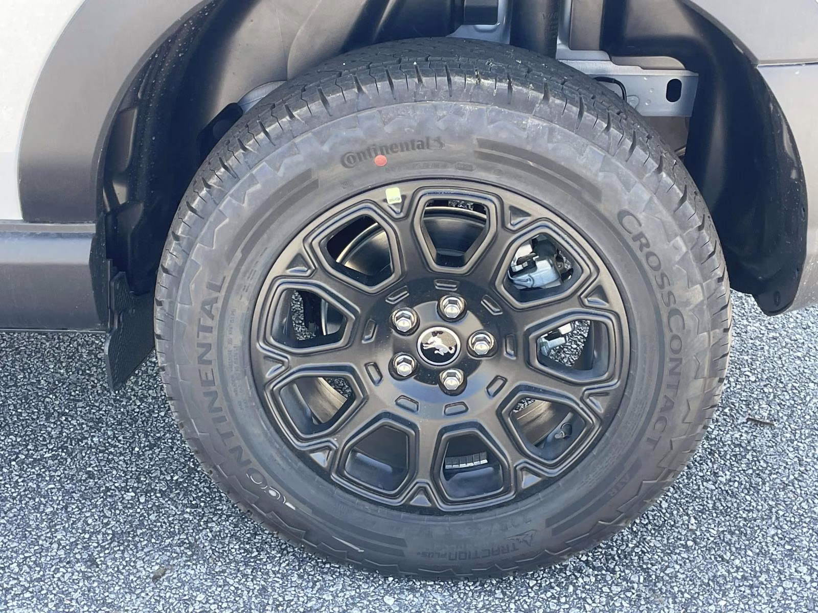2026 White Metallic Ford Bronco Sport Badlands 4X4 SUV