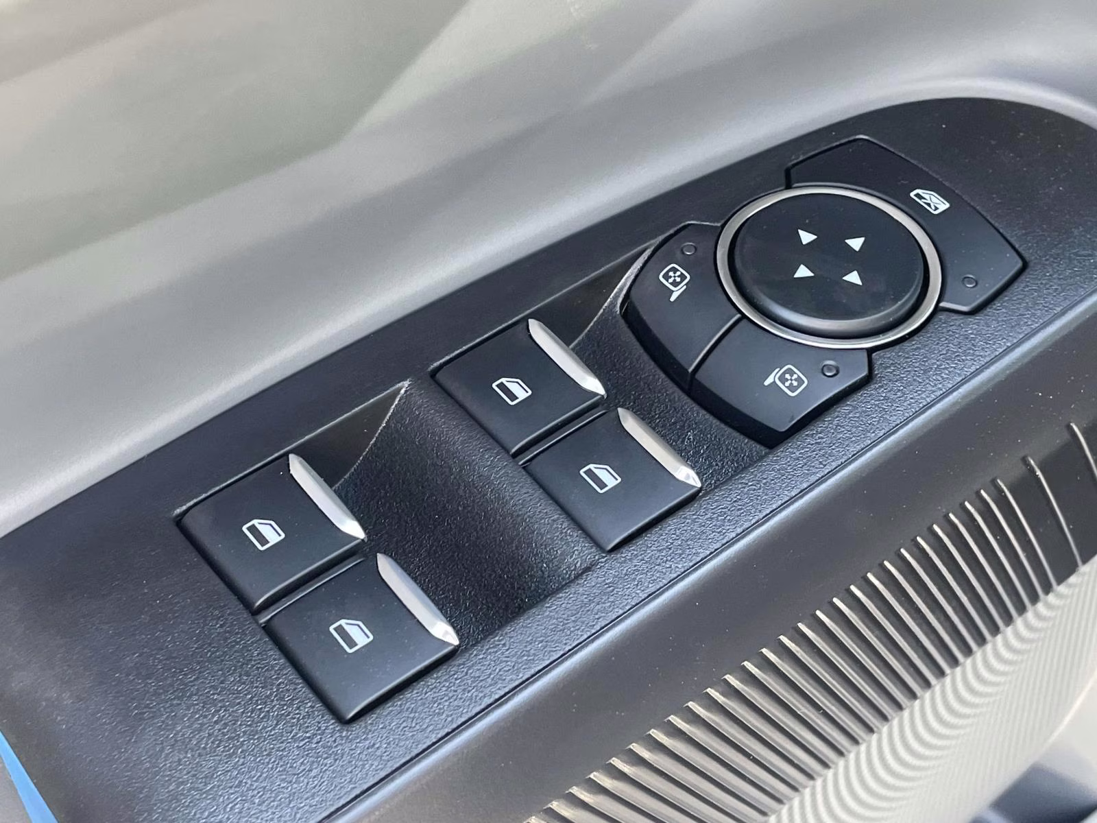 2026 Gray Metallic Ford Maverick Lobo Standard AWD Truck