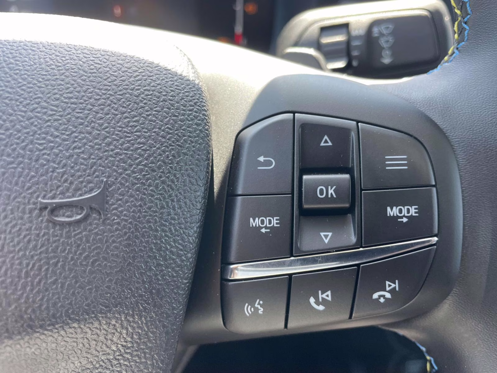 2026 Gray Metallic Ford Maverick Lobo Standard AWD Truck