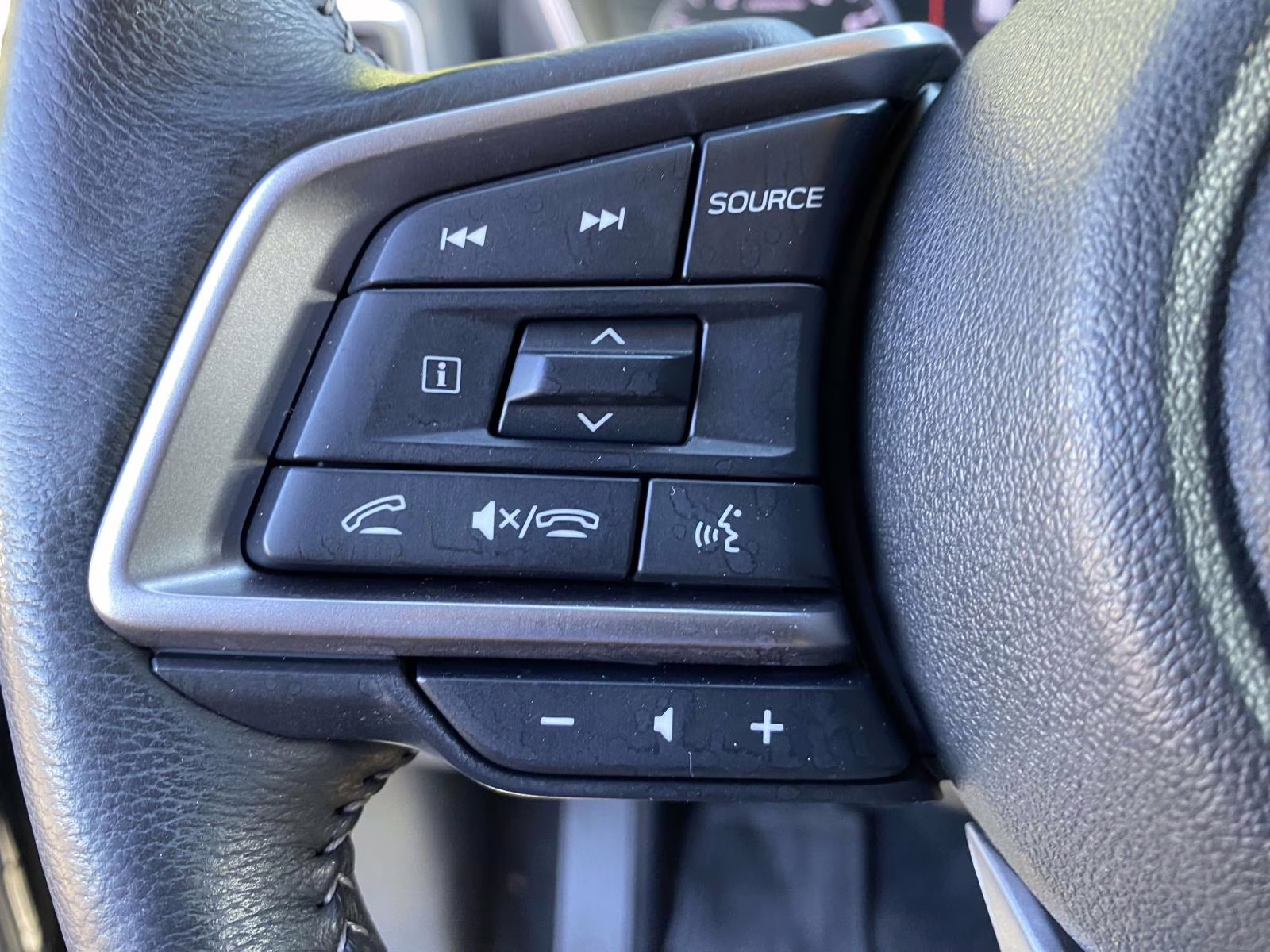 2023 Crystal Black Silica Subaru Ascent Limited AWD SUV