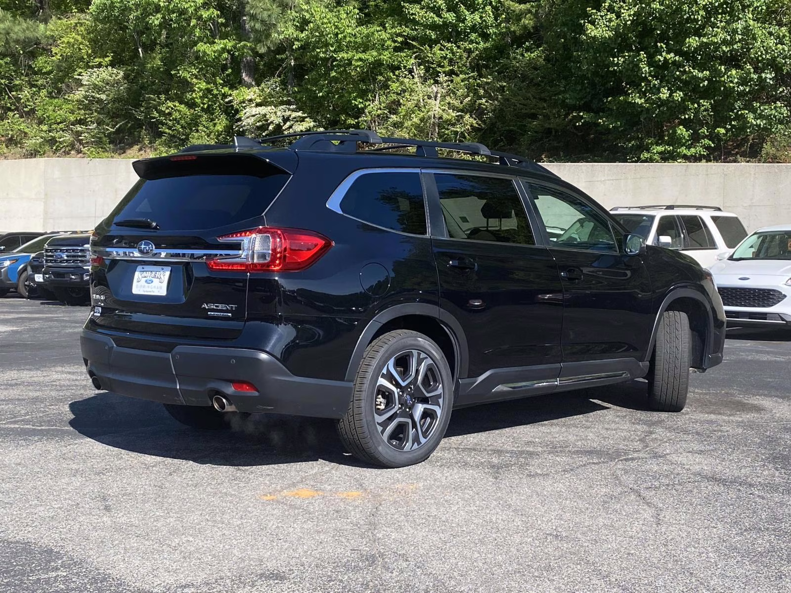 2023 Crystal Black Silica Subaru Ascent Limited AWD SUV