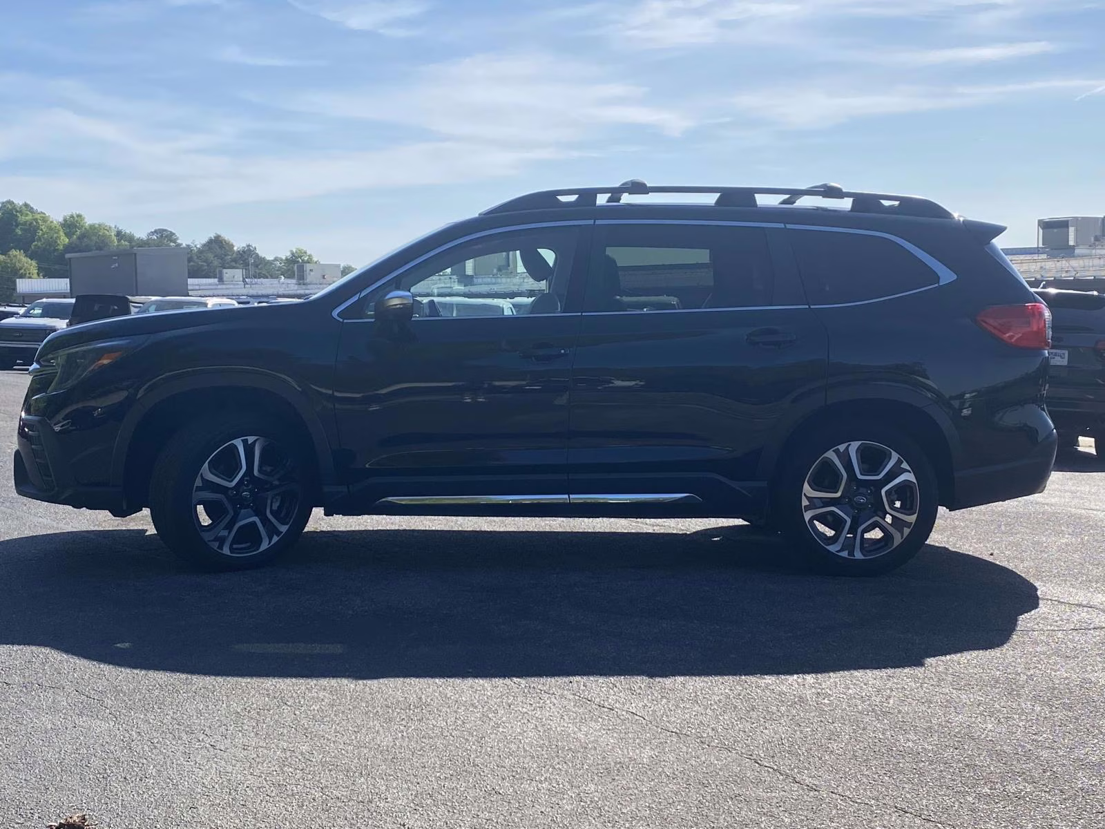 2023 Crystal Black Silica Subaru Ascent Limited AWD SUV
