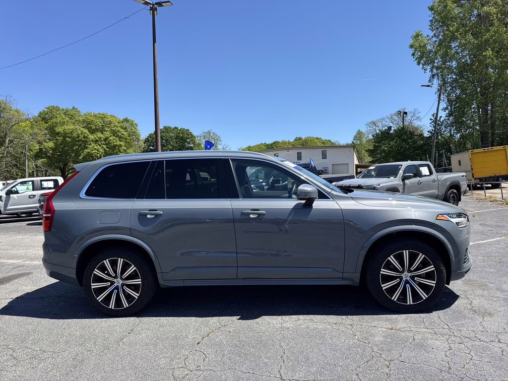 2023 Gray Metallic Volvo XC90 B5 Core AWD SUV