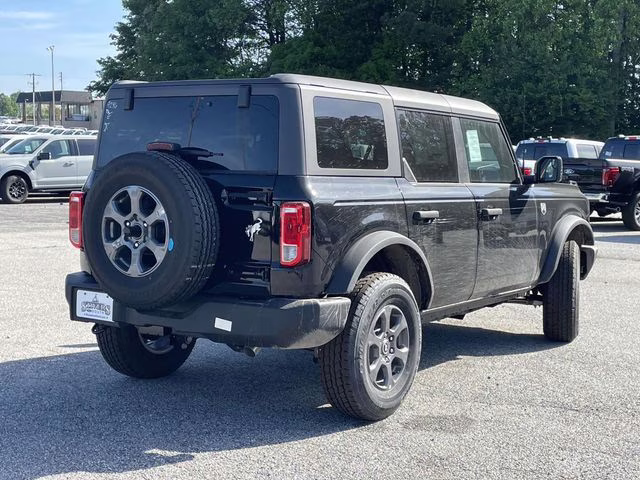 2026 Shadow Black Ford Bronco Big Bend 4X4 SUV