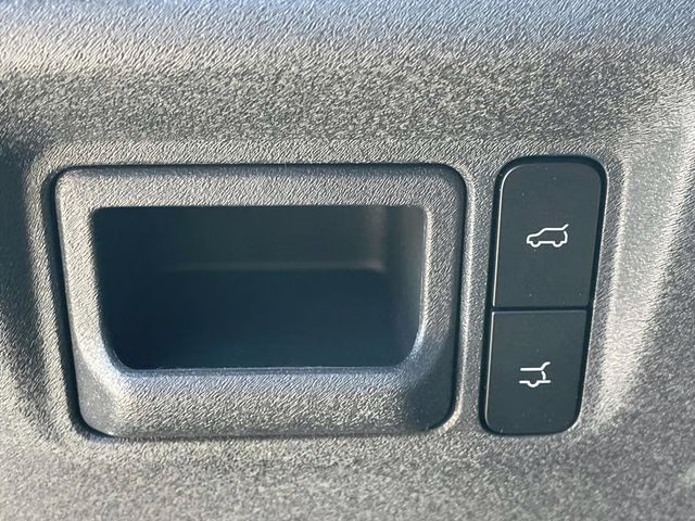 2026 Silver Metallic Ford Expedition Max Active RWD SUV