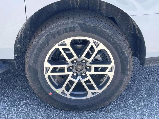 2026 Silver Metallic Ford Expedition Max Active RWD SUV