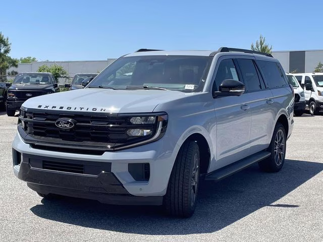 2026 Gray Metallic Ford Expedition Max Platinum 4X4 SUV