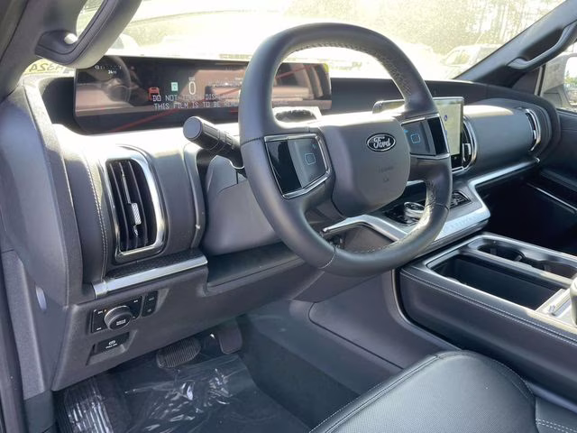 2026 Gray Metallic Ford Expedition Platinum 4X4 SUV