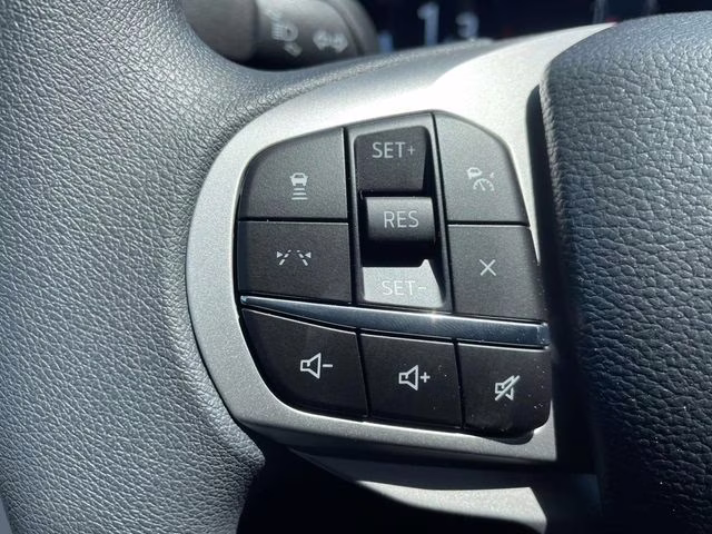 2026 White Metallic Ford Explorer Active RWD SUV