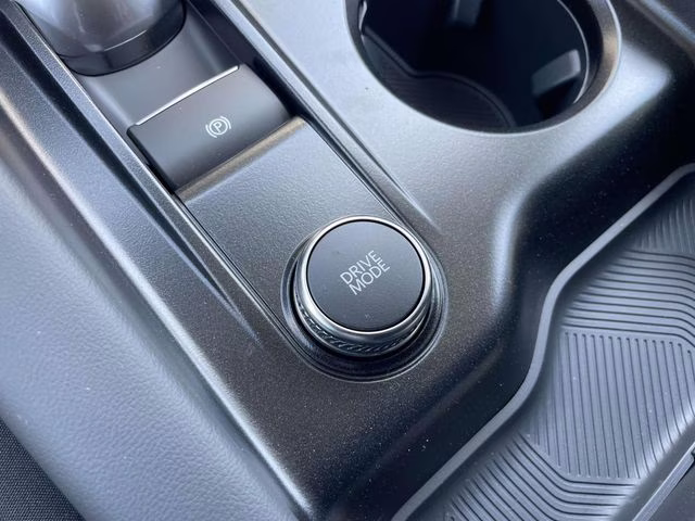 2026 White Metallic Ford Explorer Active RWD SUV