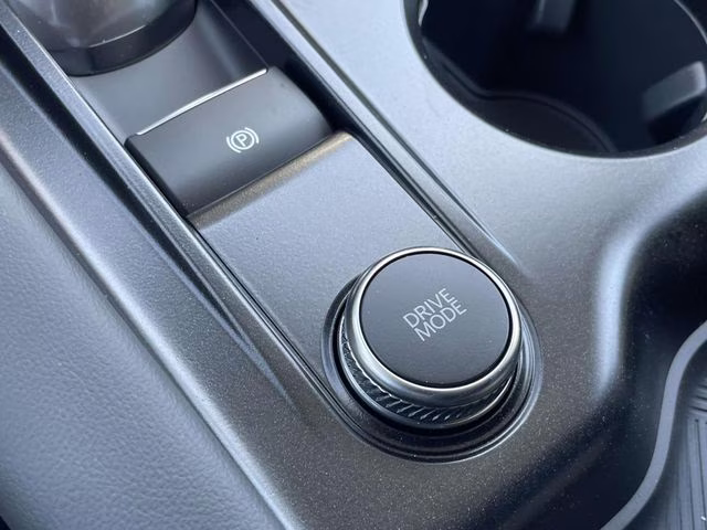 2026 White Metallic Ford Explorer Active RWD SUV